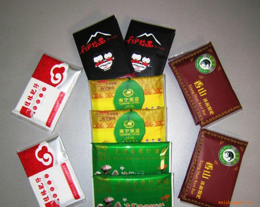 專業生產供應迪雅錢夾式面巾紙